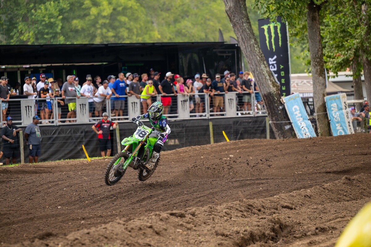 Kawasaki rider Landen Gordon led every lap to take the Moto 2 win in Open Pro Sport.